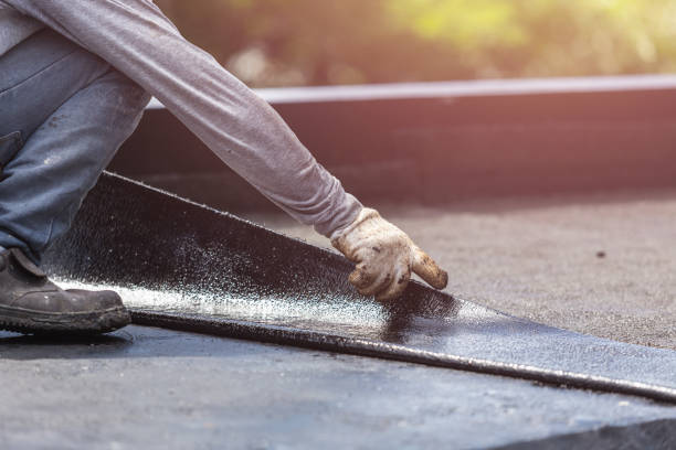 Professional Crawl Space Encapsulation technician working in Commiskey, IN